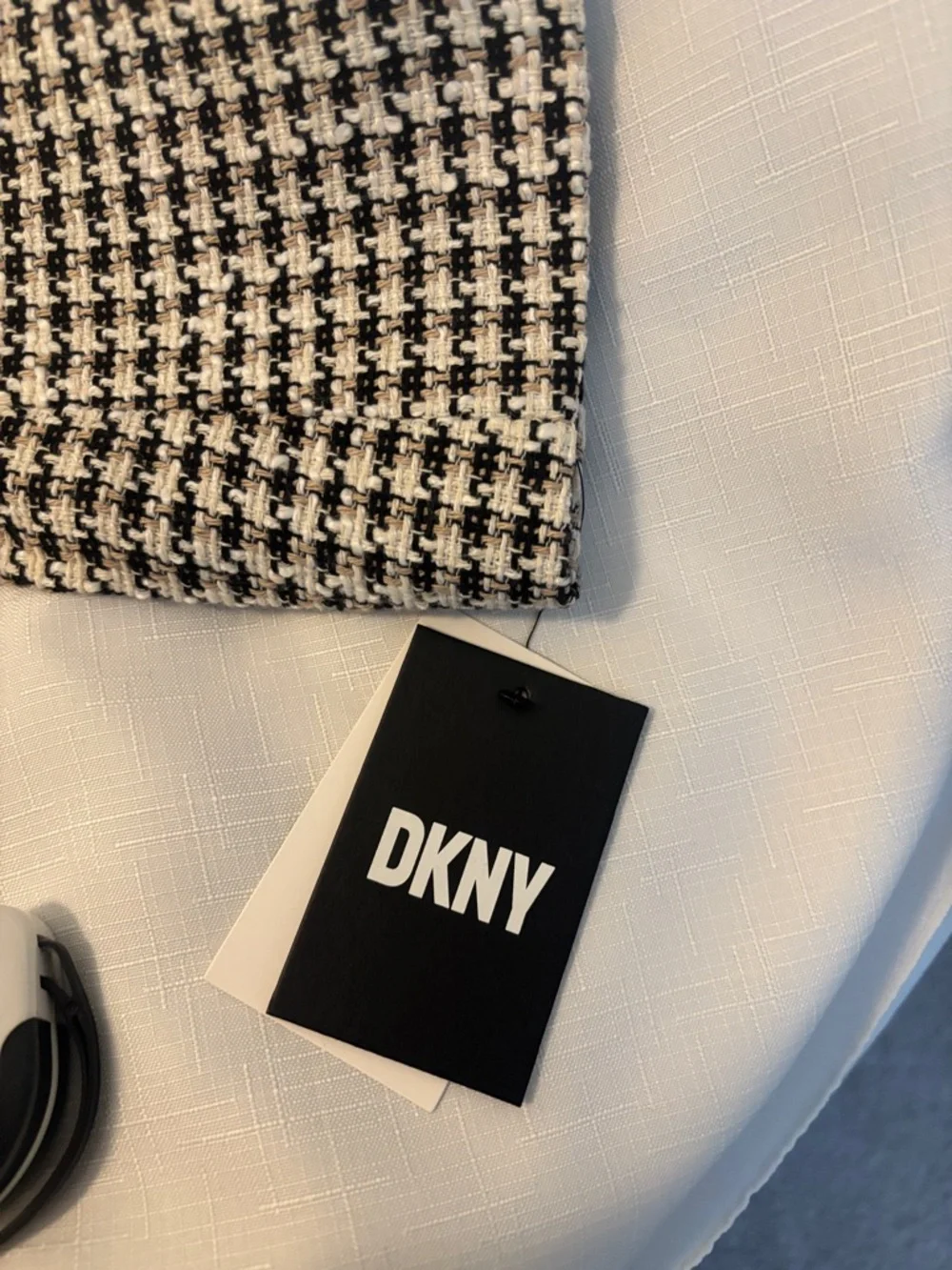 DKNY Black & White Houndstooth Tweed Moto Jacket SZ 16 gold-tone zippers NWT - Picture 7 of 11